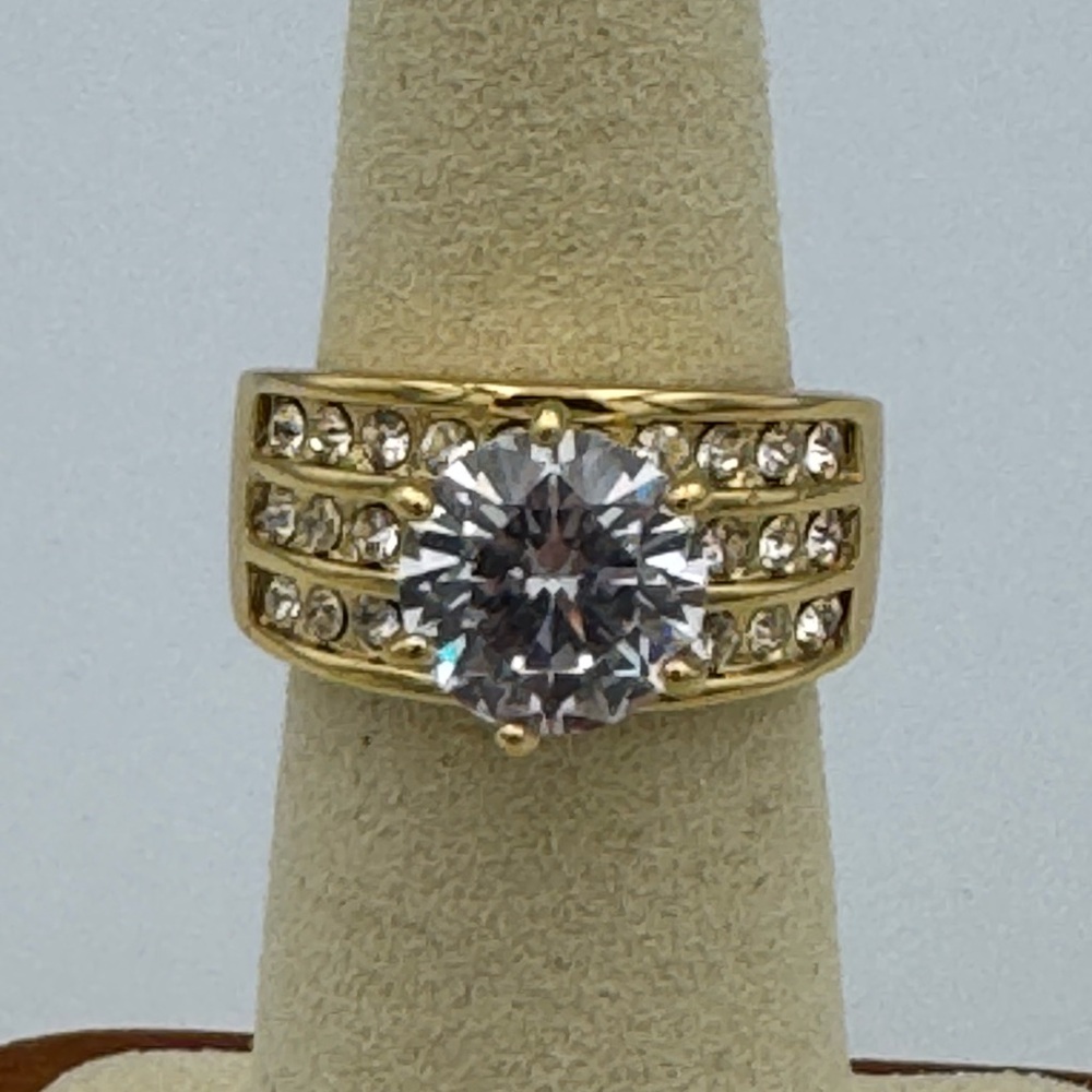 Gold Plated Cubic Zirconia Cocktail Ring White Stone Size 6 Jewelry - Picture 7 of 9
